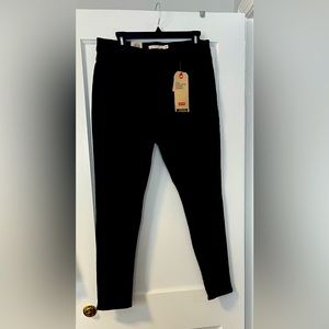 Levi Skinny Jeans